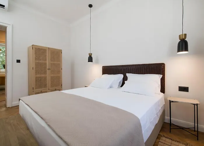 Luxury Bella - Centre W Free Parking Appartamento