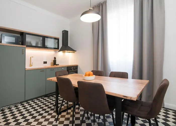 Luxury Bella - Centre W Free Parking *