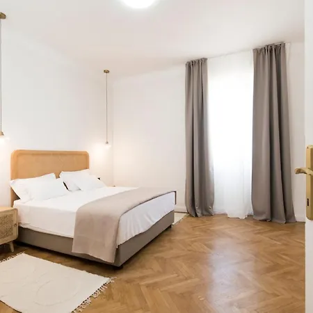 Luxury Bella - Centre W Free Parking *