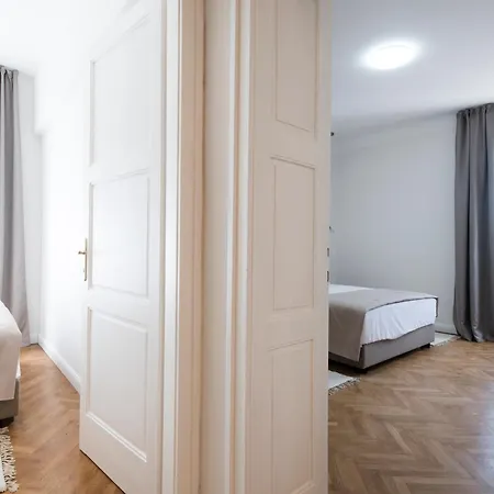 Lägenhet Luxury Bella - Centre W Free Parking *