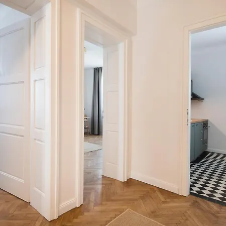 Luxury Bella - Centre W Free Parking *